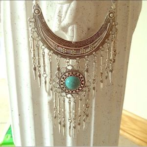 New Woman’s Statement Necklace Silver Turquoise